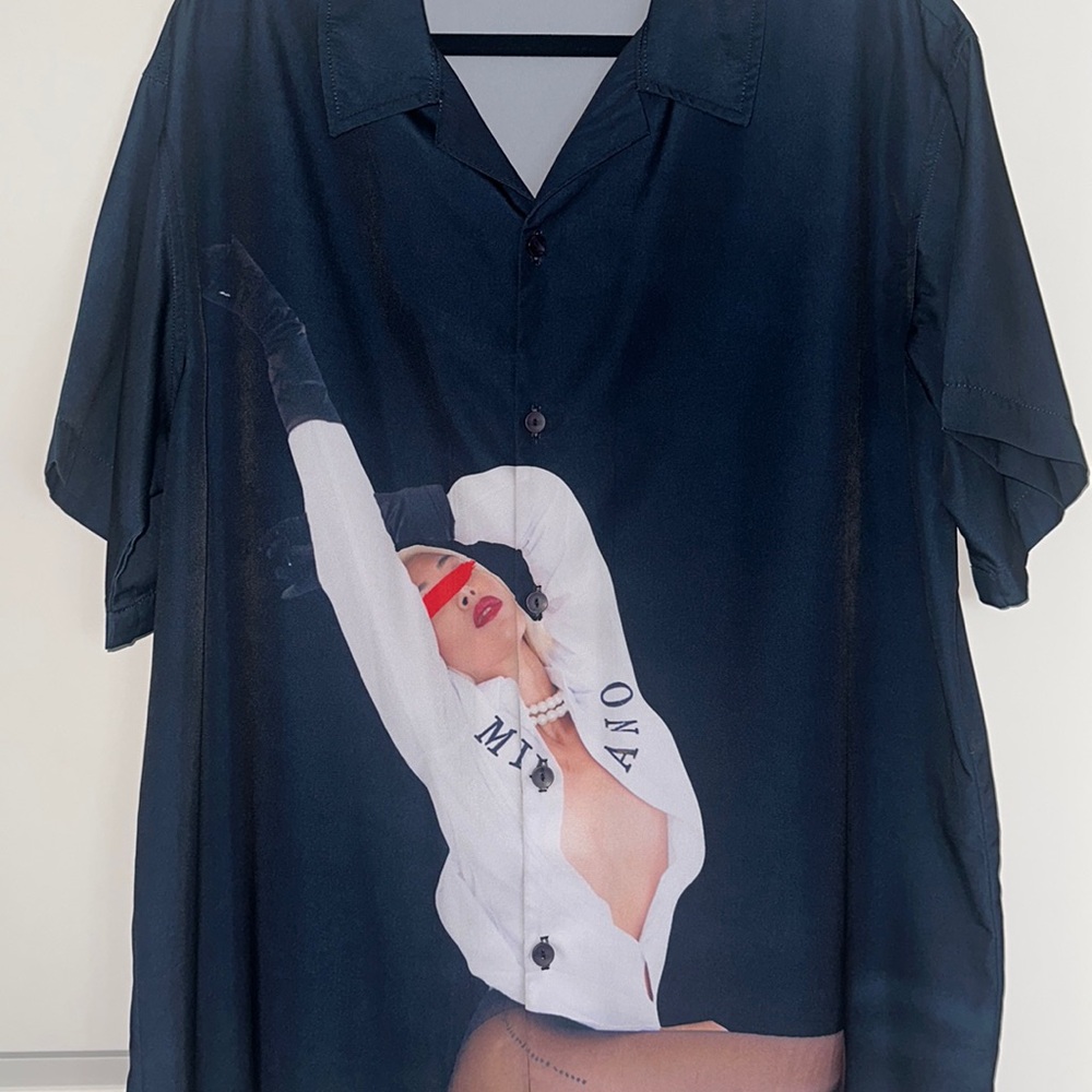 Milano do rouge sz M Blake shirt
